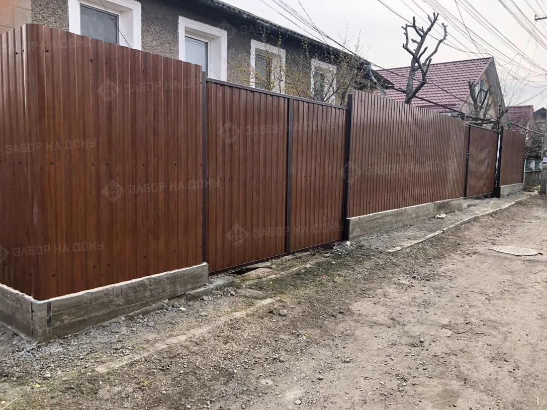 Распашные ворота из профлиста  в Кореновске